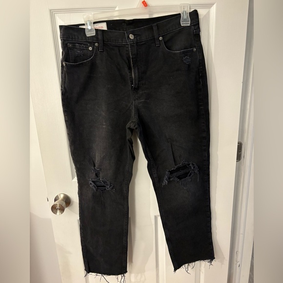 Women’s Gap jeans - Picture 2 of 3